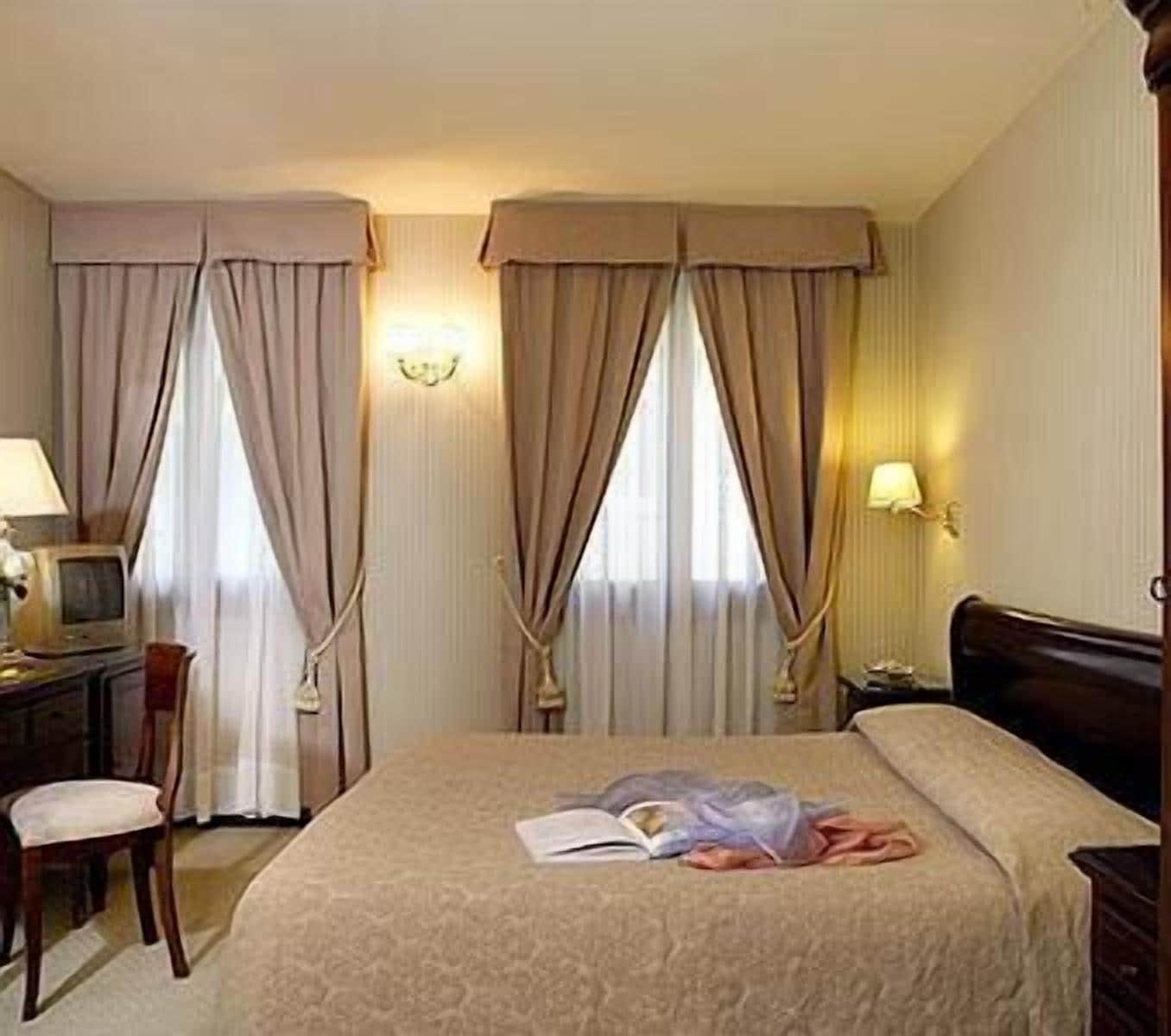 Bed and breakfast Residenza Goldoni 3*