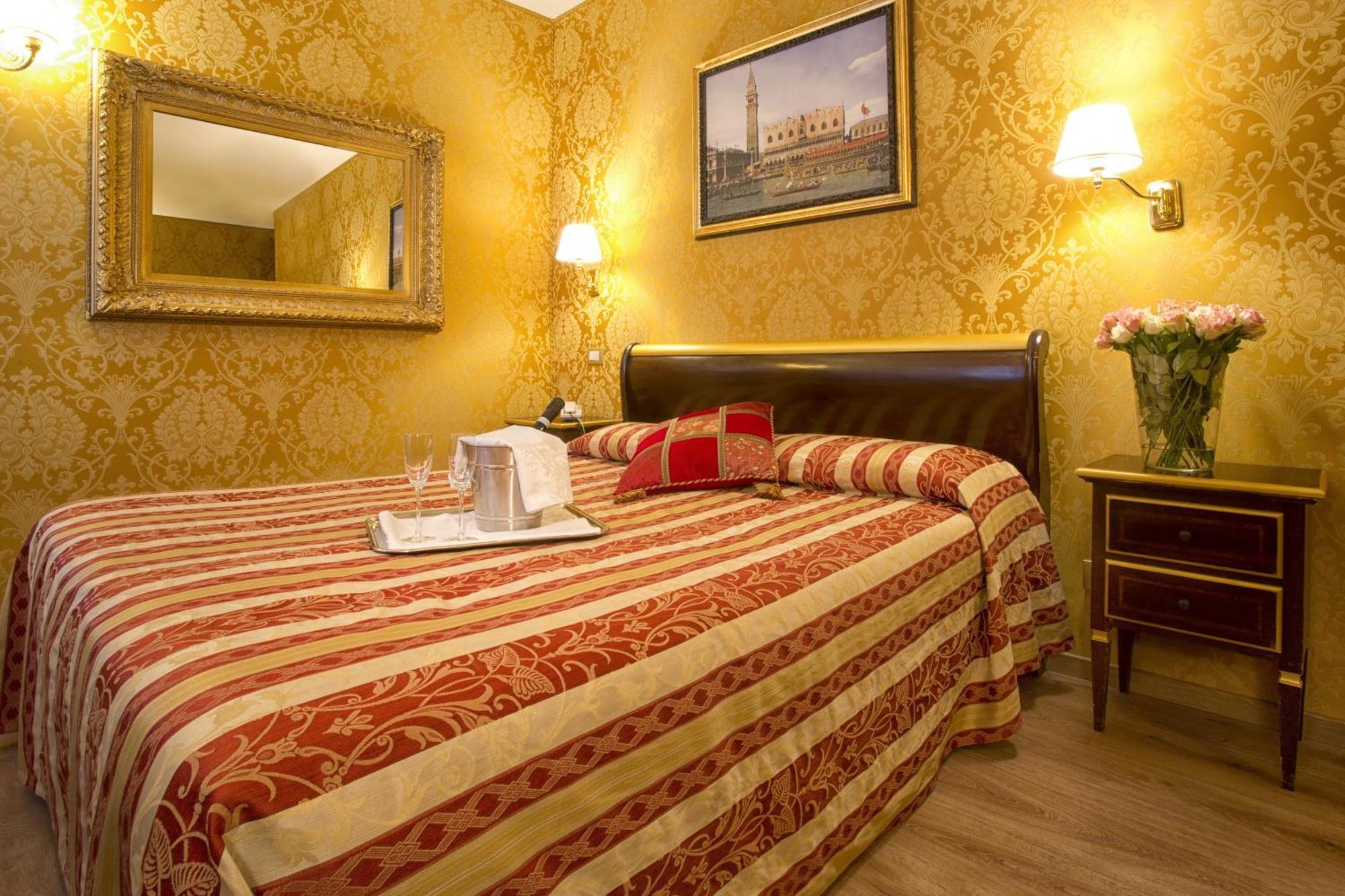 Bed and breakfast Residenza Goldoni 3*