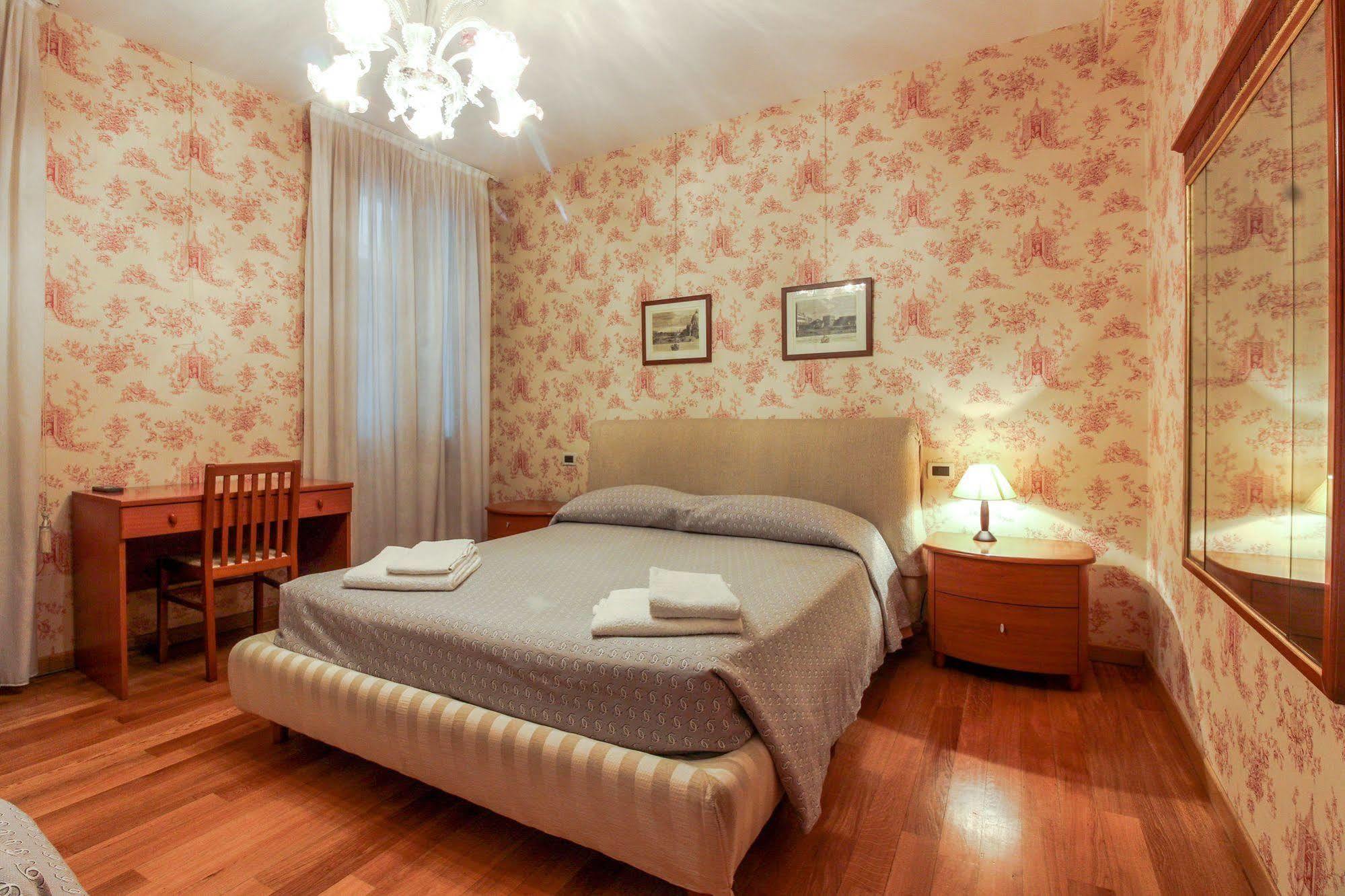 Residenza Goldoni Bed and breakfast 3*