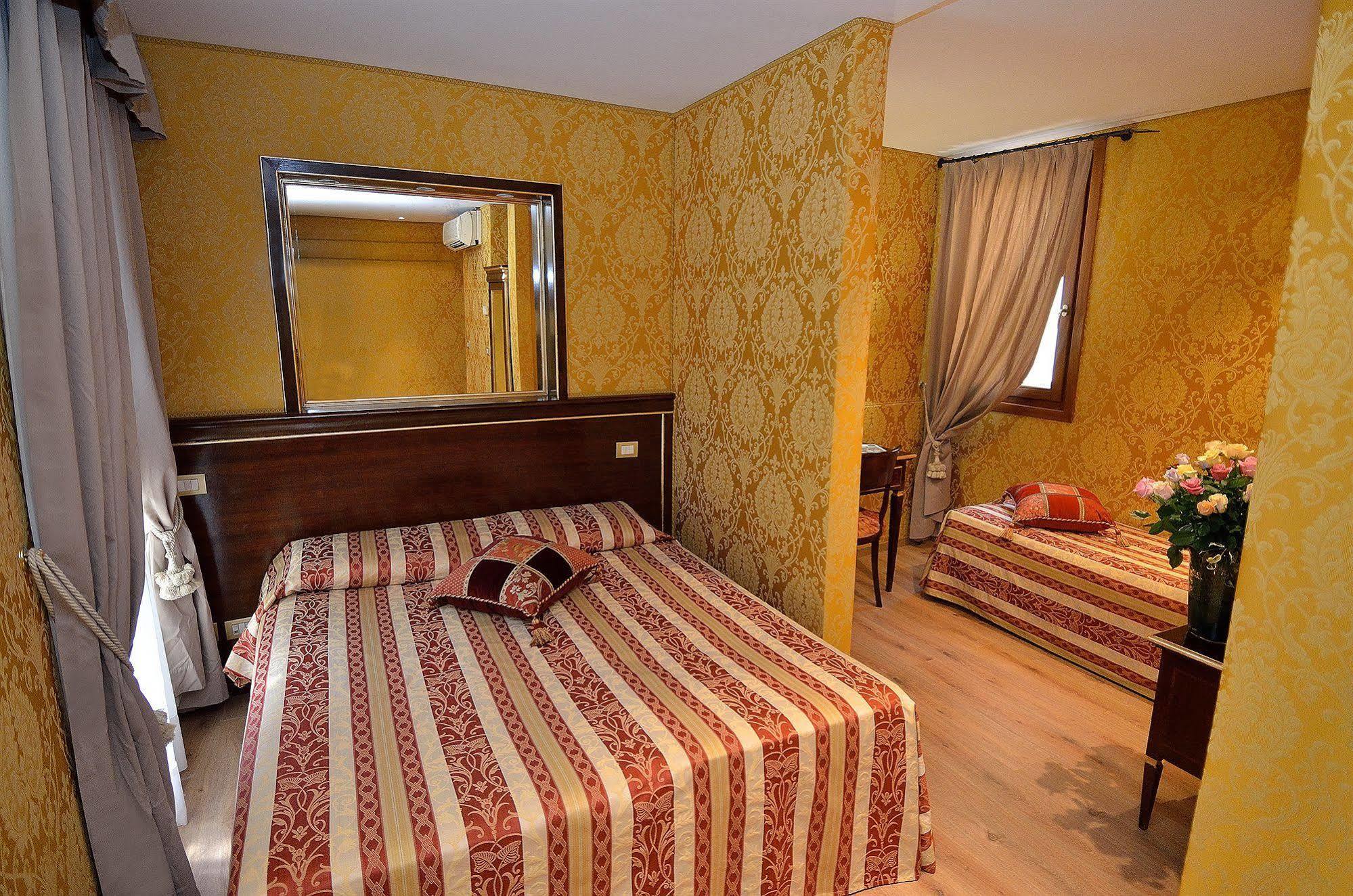 Bed & Breakfast Residenza Goldoni Venezia